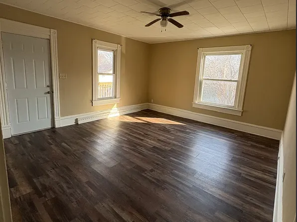 312 S Montgomery St, Watertown, WI 53094