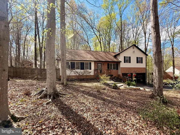 11794 Target Ct, Woodbridge, VA 22192