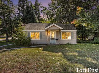 919 W Grove St, Greenville, MI 48838