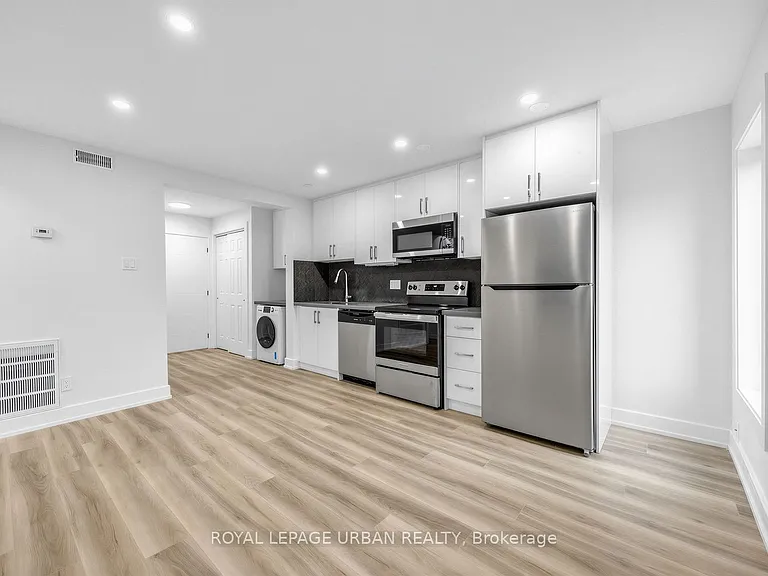 851 Danforth Ave #B — Photo 6