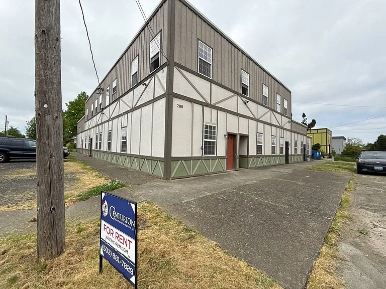 200 Railroad Ave #5 — Photo 20