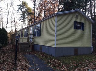 24 Bradley Rd, Boothbay Harbor, ME 04538