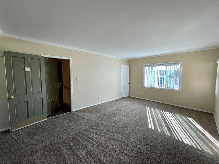 4109 Louisiana St — Photo 5