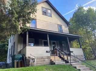 86-88 Baycliff Dr, Rochester, NY 14609