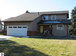 110 Vine St, Cadillac, MI 49601