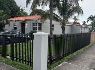 904 E 24th St, Hialeah, FL 33013