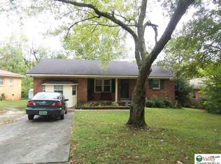 2206 E Arbor Dr NW, Huntsville, AL 35811