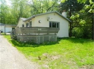 N5862 Rockland Beach Rd, Hilbert, WI 54129