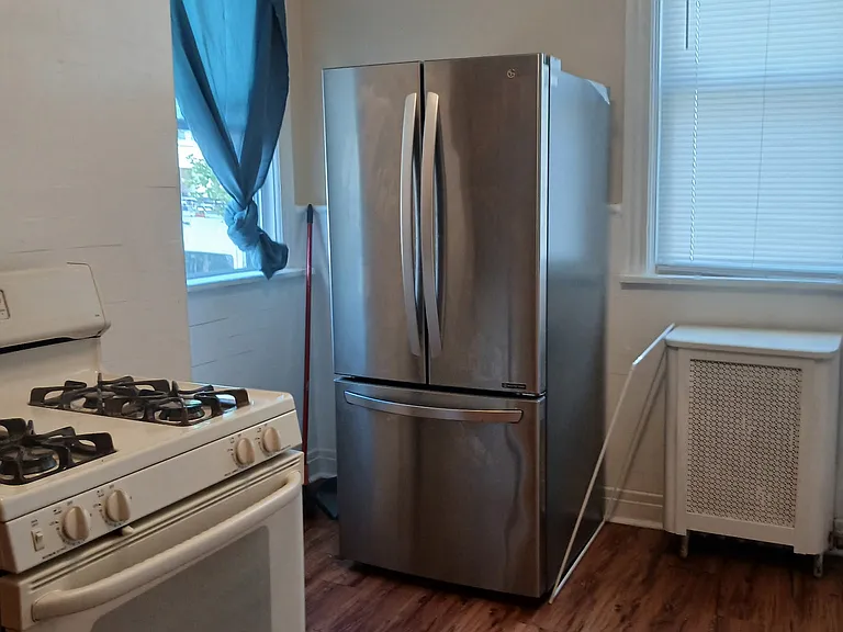 142 Gordon St #3 — Photo 6