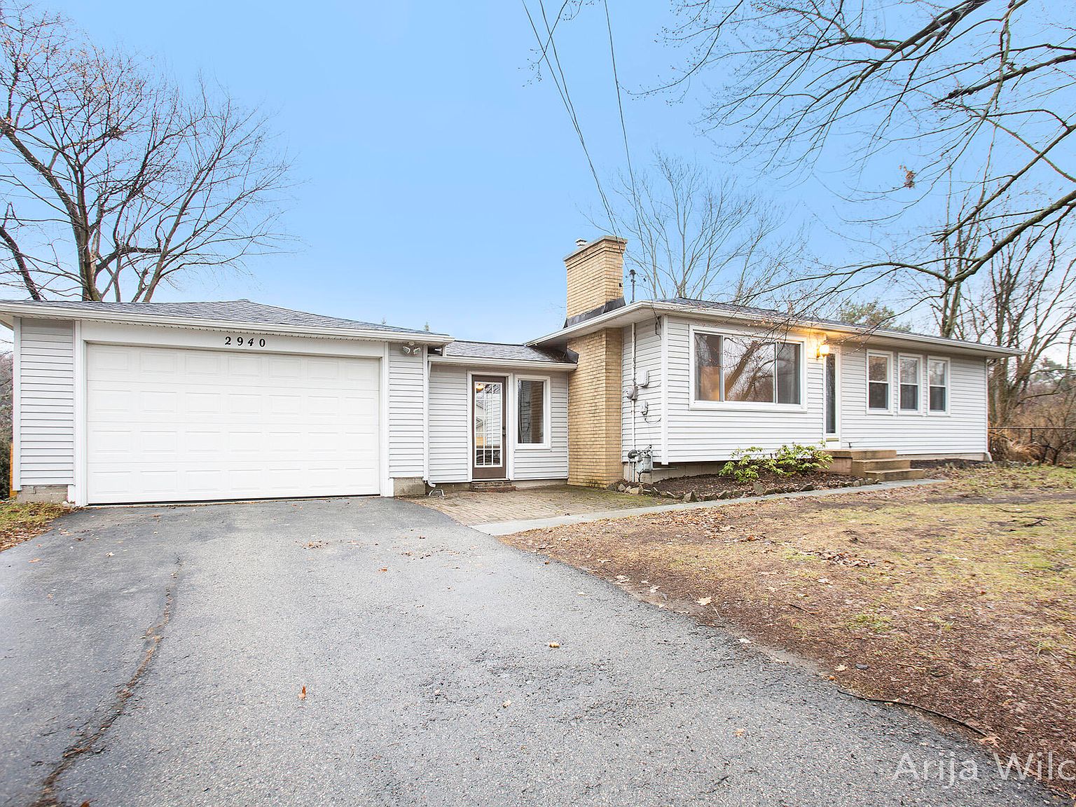 2940 Dean Lake Ave NE, Grand Rapids, MI 49525 Zillow