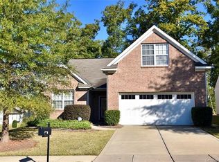 9124 Gray Willow Rd, Charlotte, NC 28227