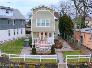 21 Ramble Rd, Staten Island, NY 10308