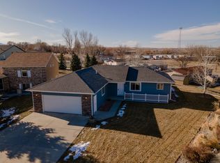 1825 Paintbrush Dr, Sheridan, WY 82801