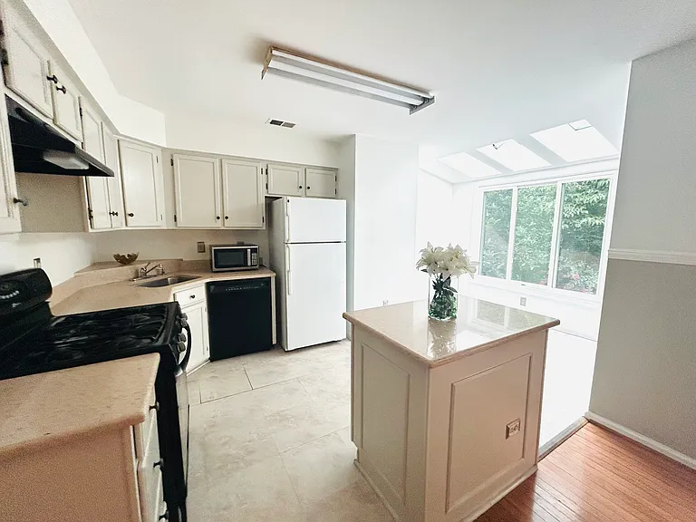 6072 Clay Spur Ct — Photo 65