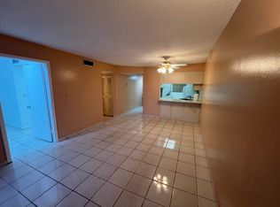 2652 W 60th St #86, Hialeah, FL 33016