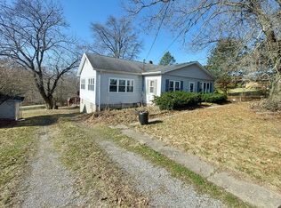 489 Canton Rd, Wintersville, OH 43953