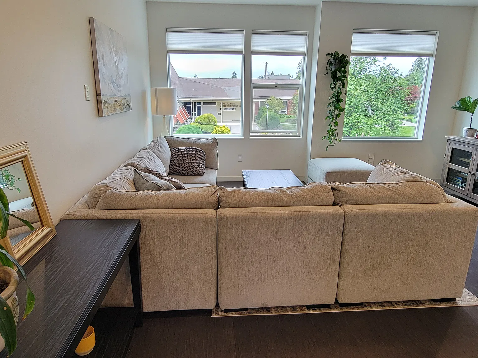 2 bed, 2.5 bath, 1200 sqft, $2,300 — Photo 3