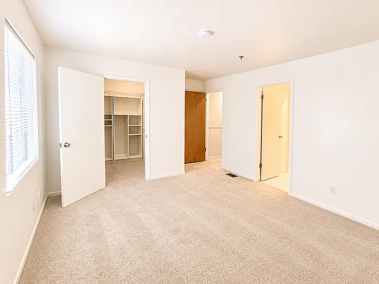 1239 E Foothill Blvd #104 — Photo 9