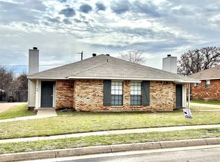 5708 Ranchogrande Dr, Arlington, TX 76017