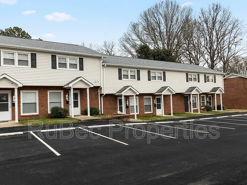 3116 Grierton Ct #5