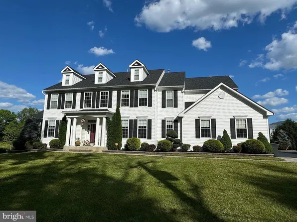 245 South Ln, West Windsor, NJ 08550