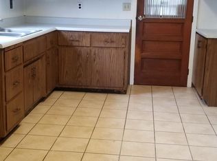 2675 Chestnut St, New Kensington, PA 15068