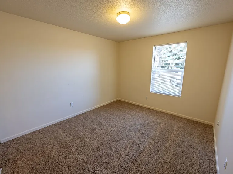 13310 NE 51st St — Photo 15