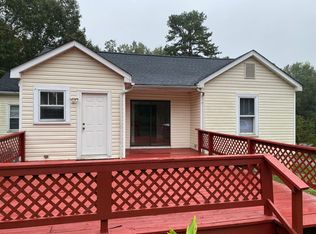 2400 W Croft Cir, Spartanburg, SC 29302