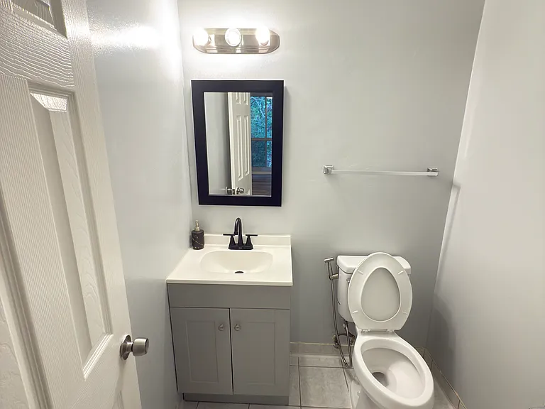 5618 Bloomfield Dr #201 — Photo 18