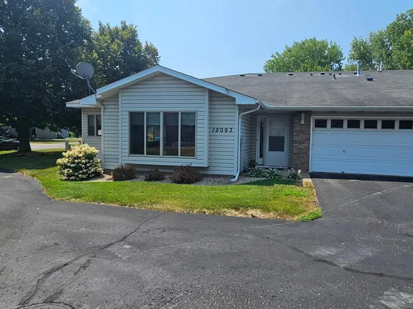 12093 Yellow Pine St NW, Coon Rapids, MN 55448