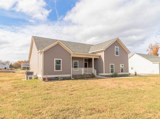 1241 Leaf Ct LOT 132, Pleasant View, TN 37146