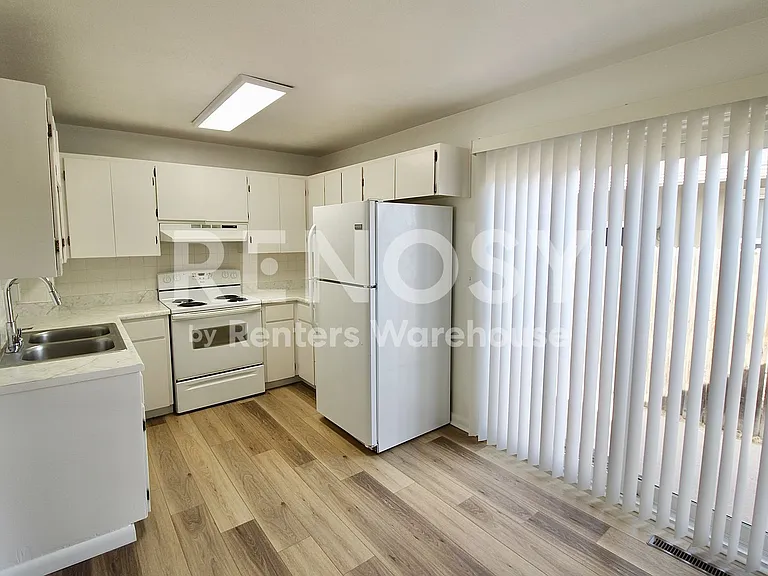 85 S 18th Ave #1 — Photo 4