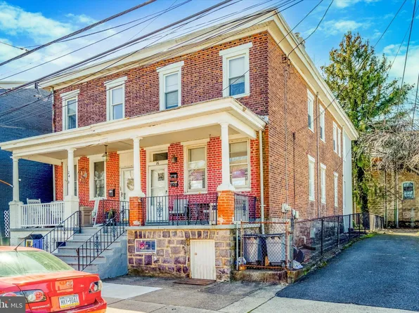 26 Lincoln Ave, Bristol, PA 19007