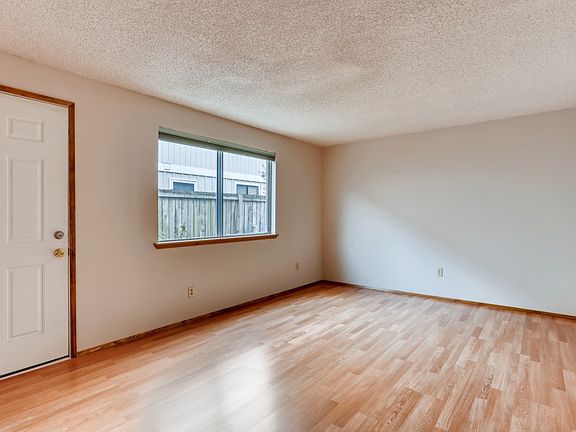 2nd image of 10328 15th Avenue Ct E