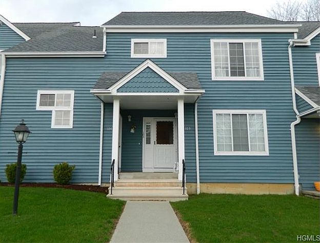 1st image of 103 Sheffield Ct