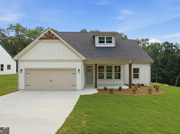 9120 Lisa Cir, Gainesville, GA 30506