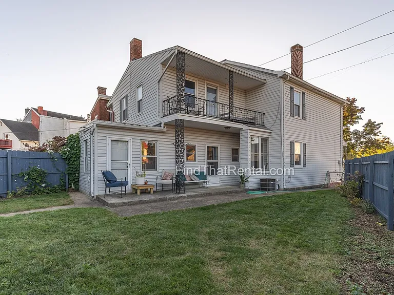 423 N Bedford St — Photo 27