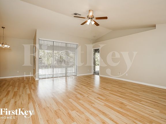 3rd image of 8418 Wren Rd