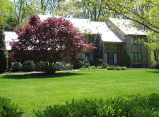 1078 Heartsease Dr, West Chester, PA 19382