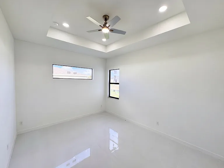477 Rayford St — Photo 25