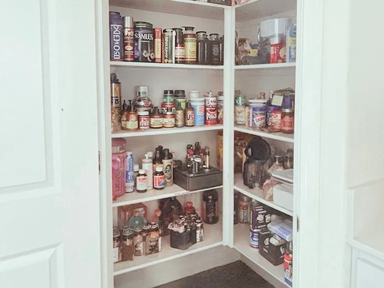 Walk-in pantry