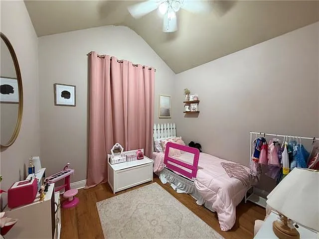 18857 Hank Dr — Photo 16
