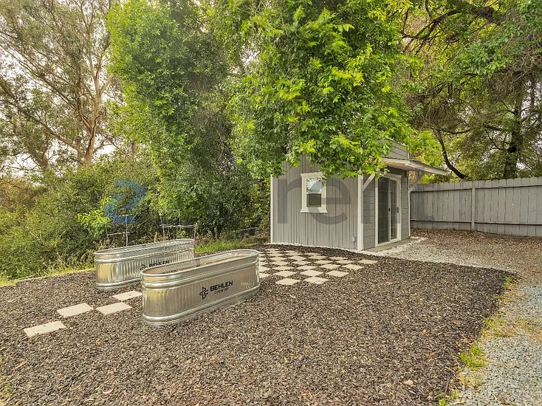 717 Pebble Dr — Photo 23