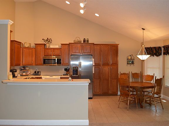 4th image of 3404 Mount Vernon Dr