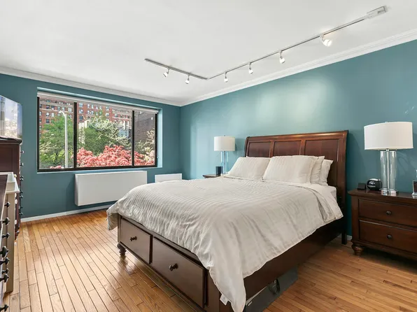 211 West 71st Street 2C image 6 of 7