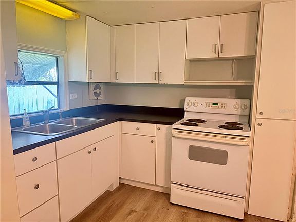 4th image of 3405 FREMONT LANE