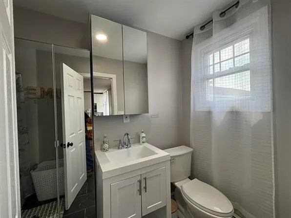 6119 Jefferson Street image 13 of 14