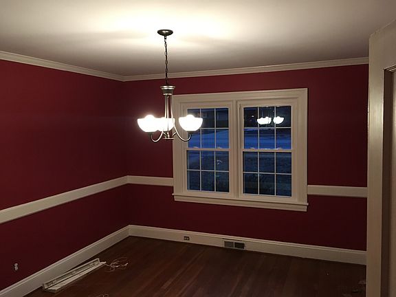 2nd image of 426 Roanoke Ave