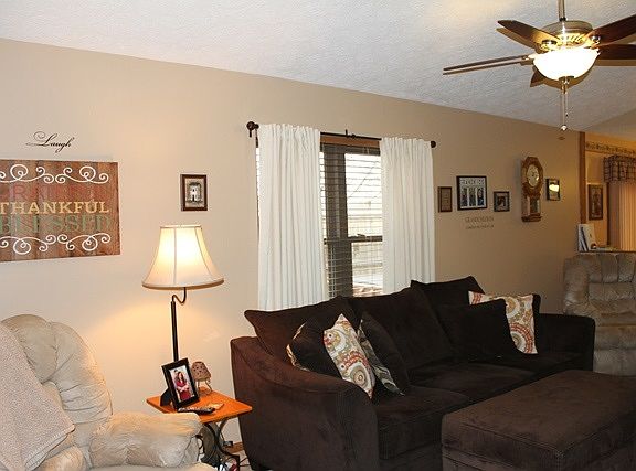4th image of 3728 Rawlings Dr