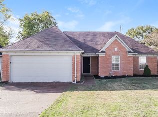 5975 Cottage Hill Dr, Millington, TN 38053